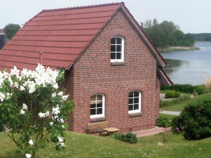See In Sicht Sternberg Buitenkant foto